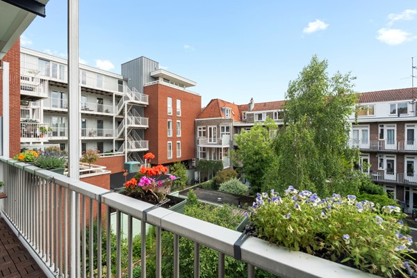 Medium property photo - Leiduinstraat 17-2, 1058 SG Amsterdam